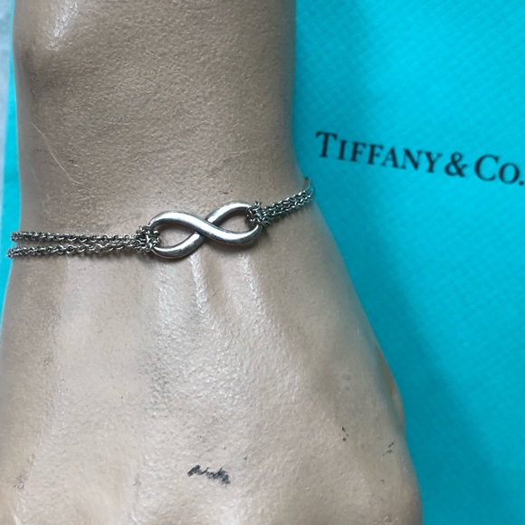 Tiffany & Co. Jewelry - 🔴Authentic Tiffany&Co Infinity Chain Bracelet 🟡